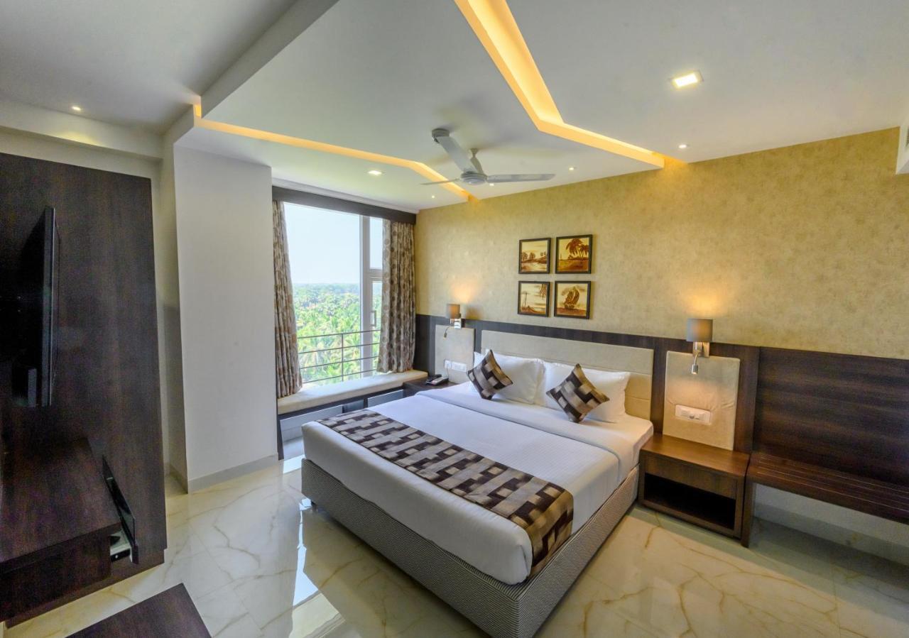 Essentia Manipal Inn Udupi Bagian luar foto